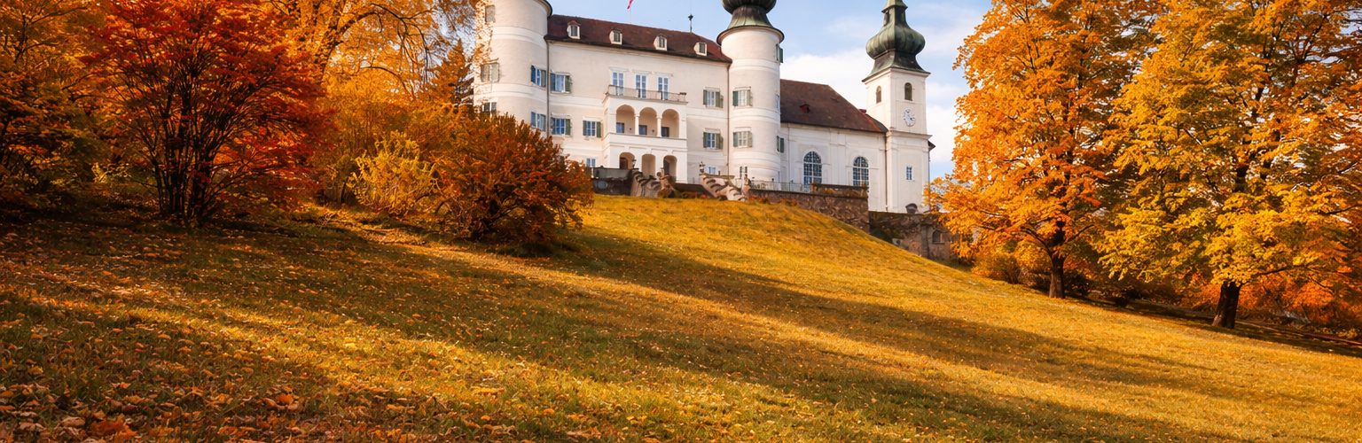 Herbststimmung im Schlosspark von Schloss Artstetten in Niederösterreich